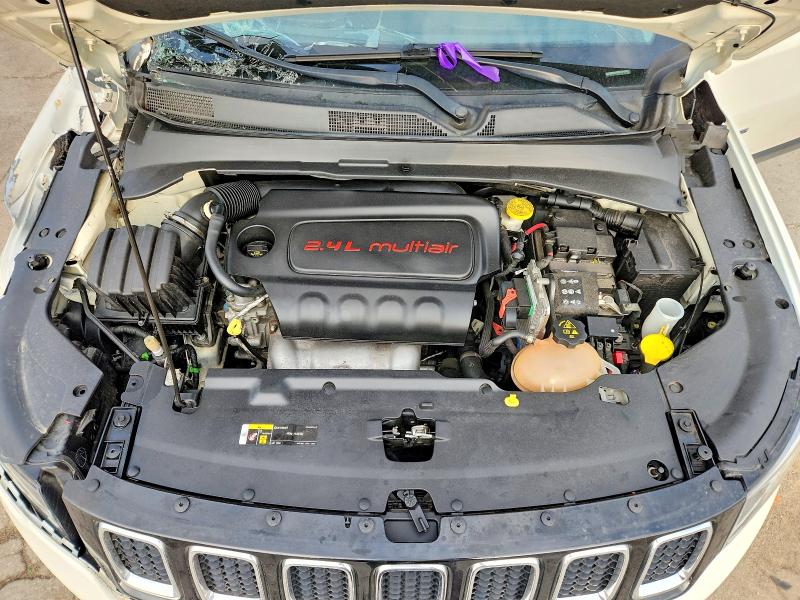 Photo 12 from auction – 2018 JEEP COMPASS with VIN 3C4NJDBB9JT259017