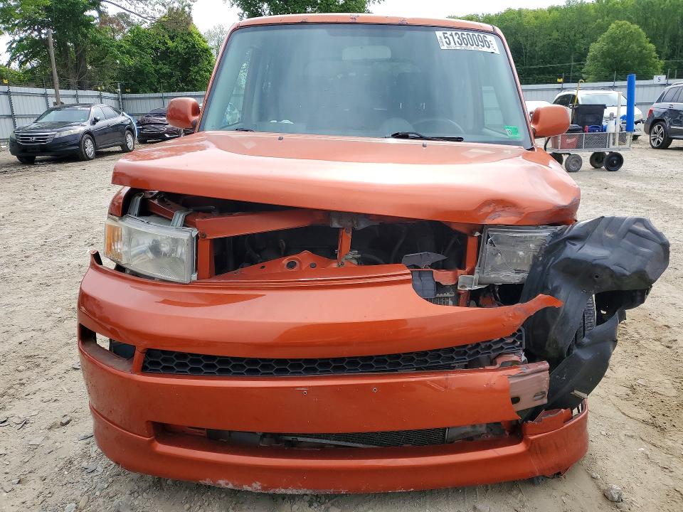 Photo 5 from auction – 2004 TOYOTA SCION with VIN JTLKT334140163248
