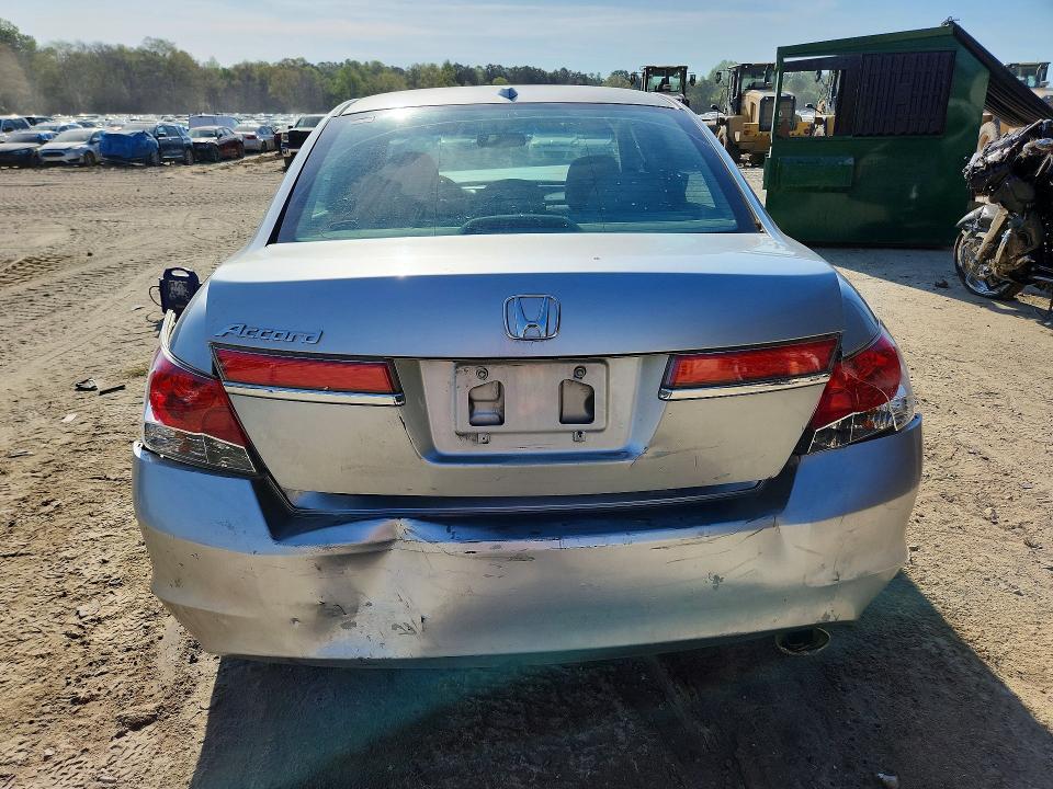 Фото 6 с аукциона – 2012 HONDA ACCORD с VIN 1HGCP2F81CA094147