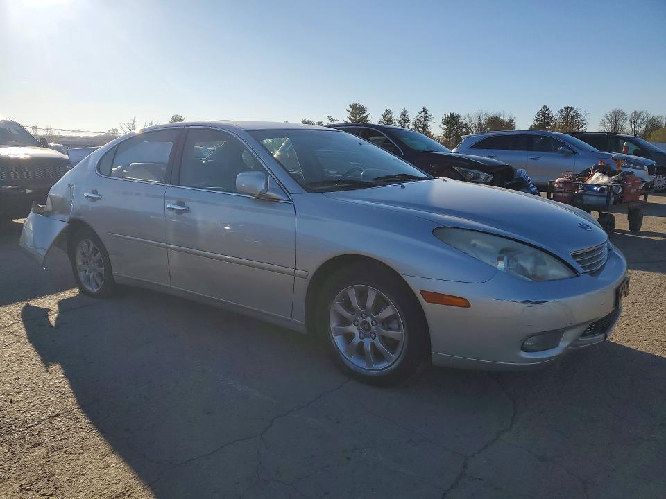 Photo 4 from auction – 2002 LEXUS ES 300 with VIN JTHBF30GX20069074