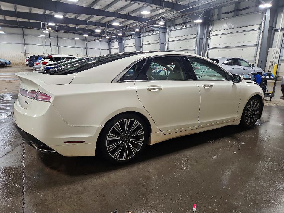 Zdjęcie 3 z aukcji – 2016 LINCOLN MKZ z VIN 3LN6L2NK1GR624547