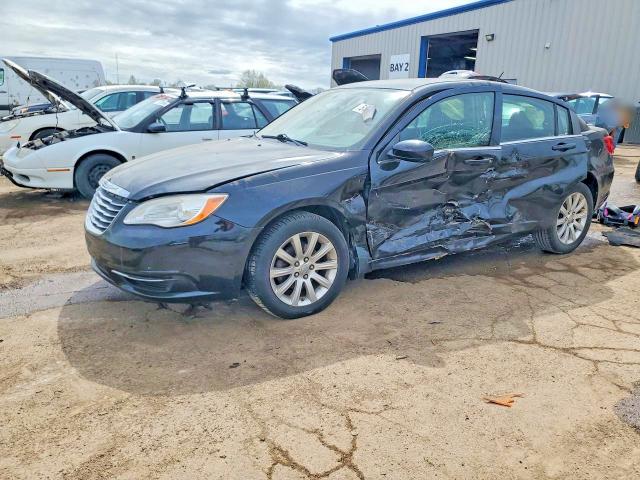 CHRYSLER 200 2013 with VIN 1C3CCBBB9DN506406 - Photo from auction