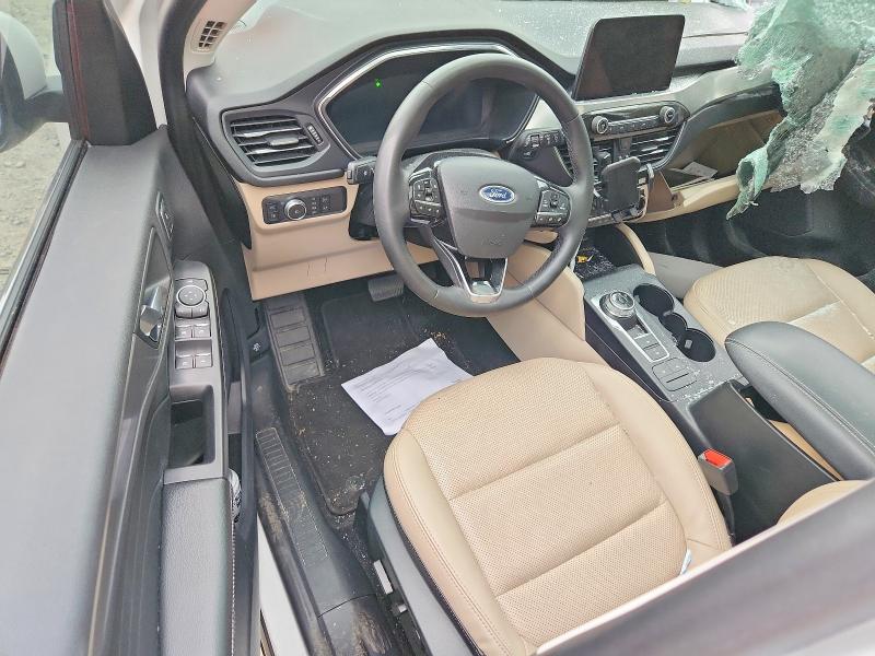 Photo 8 from auction – 2022 FORD ESCAPE with VIN 1FMCU9DZ9NUA84636
