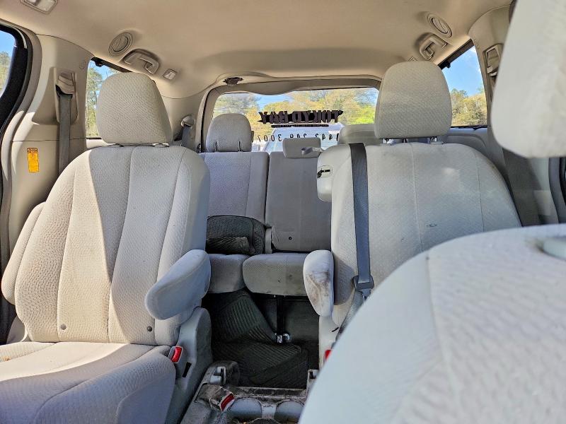 Photo 10 from auction – 2013 TOYOTA SIENNA with VIN 5TDKK3DC0DS393199