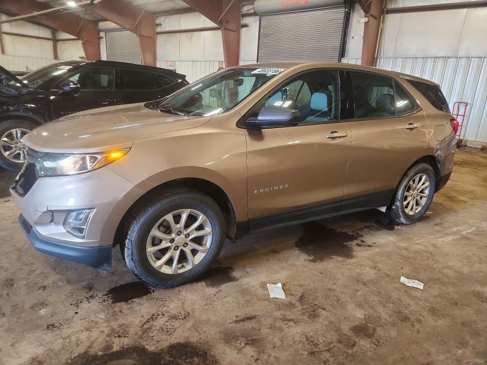 CHEVROLET EQUINOX 2018 with VIN 2GNAXREVXJ6186803 - Photo from auction