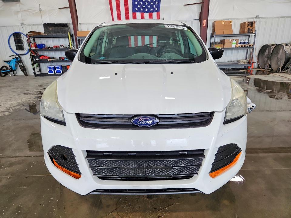 Photo 5 from auction – 2016 FORD ESCAPE with VIN 1FMCU0F77GUA63780