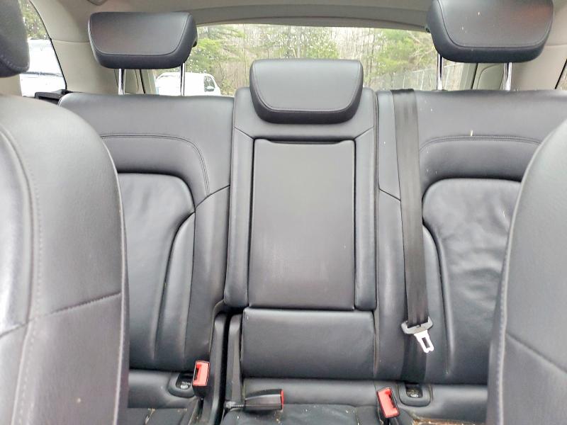 Photo 10 from auction – 2010 AUDI Q5 with VIN WA1LKCFP4AA048796
