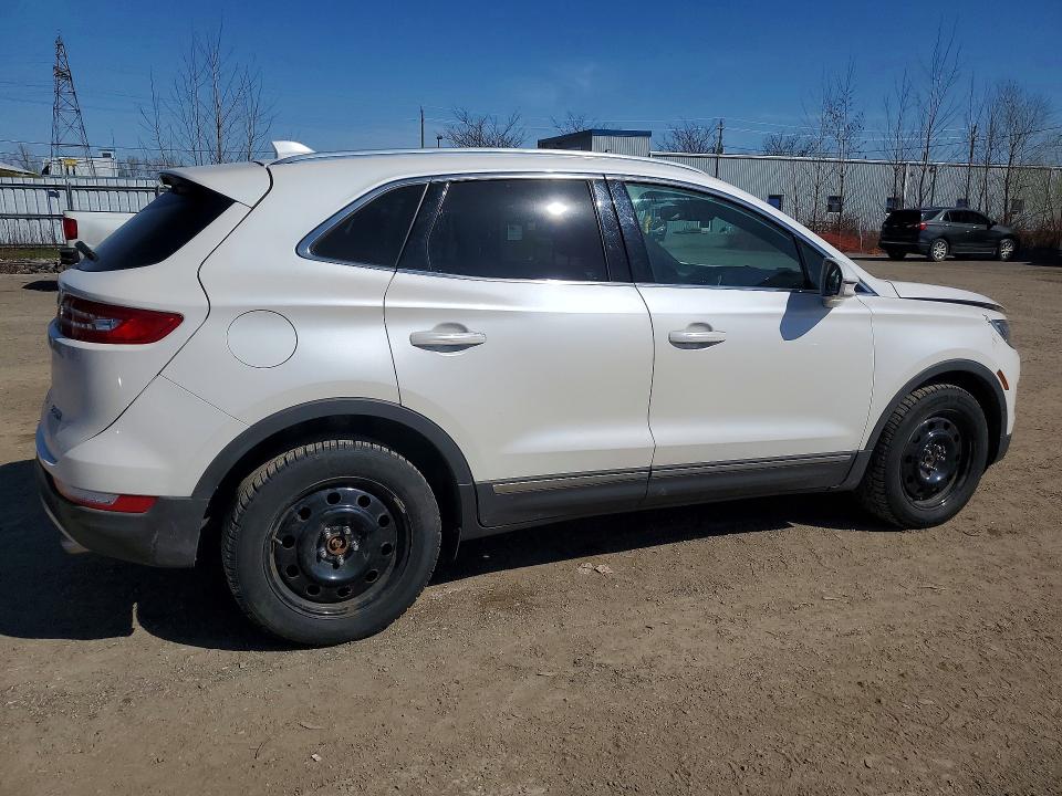 Foto 3 de la subasta – 2015 LINCOLN MKC con VIN 5LMTJ2AH5FUJ38248