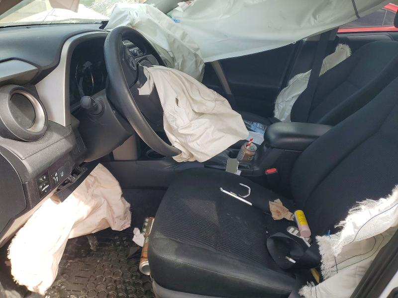 Photo 7 from auction – 2018 TOYOTA RAV4 with VIN 2T3ZFREV2JW469621
