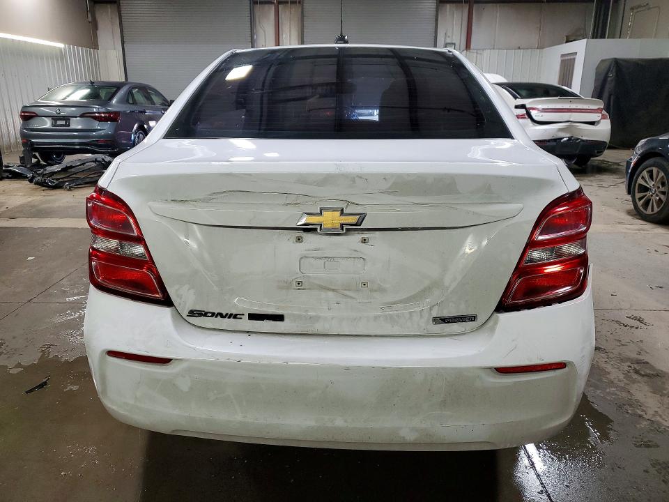 Photo 6 from auction – 2019 CHEVROLET SONIC with VIN 1G1JF5SB8K4122060