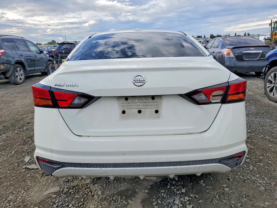Photo 6 from auction – 2019 NISSAN ALTIMA with VIN 1N4BL4BV1KC218262