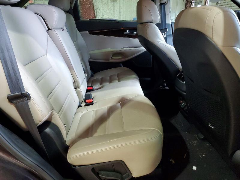 Photo 11 from auction – 2017 KIA SORENTO with VIN 5XYPH4A55HG203111