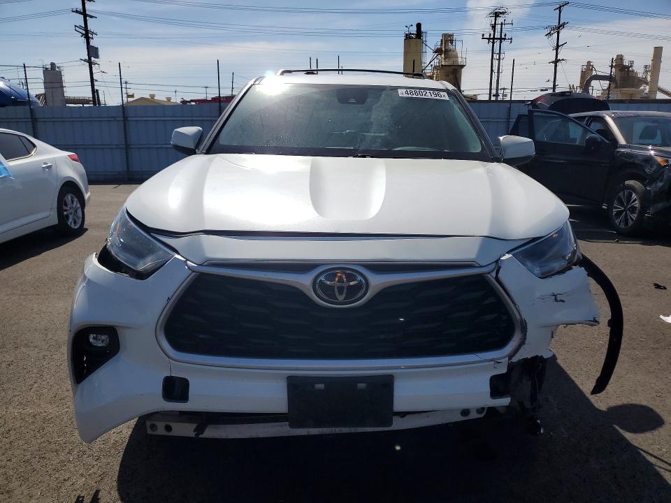Photo 5 from auction – 2021 TOYOTA HIGHLANDER with VIN 5TDZZRAHXMS057492