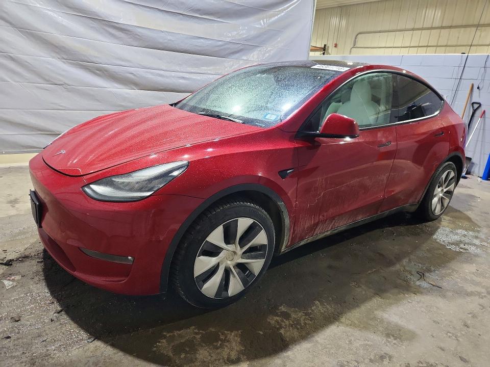 TESLA MODEL Y 2022 مع رقم تعريف المركبة 7SAYGDEE4NF360491 - صورة من المزاد