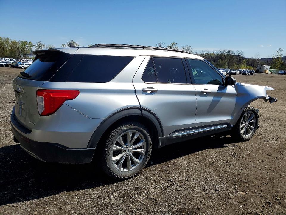 Photo 3 from auction – 2023 FORD EXPLORER with VIN 1FMSK8DH9PGA70823