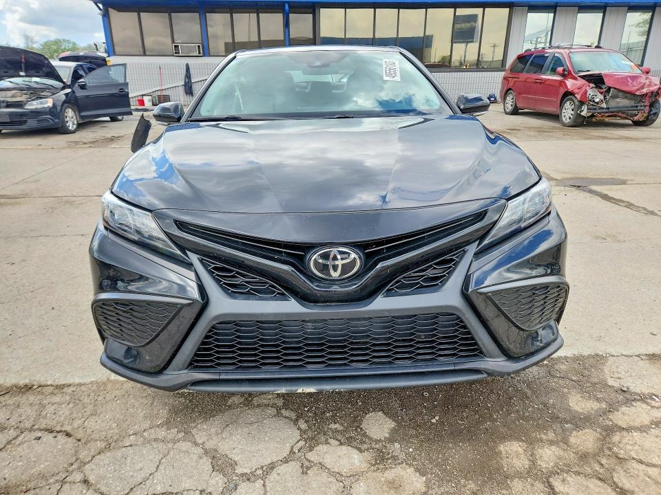 Photo 5 from auction – 2023 TOYOTA CAMRY with VIN 4T1G11BK9PU104016