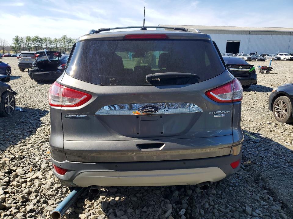 Photo 6 from auction – 2014 FORD ESCAPE with VIN 1FMCU9J9XEUD62500