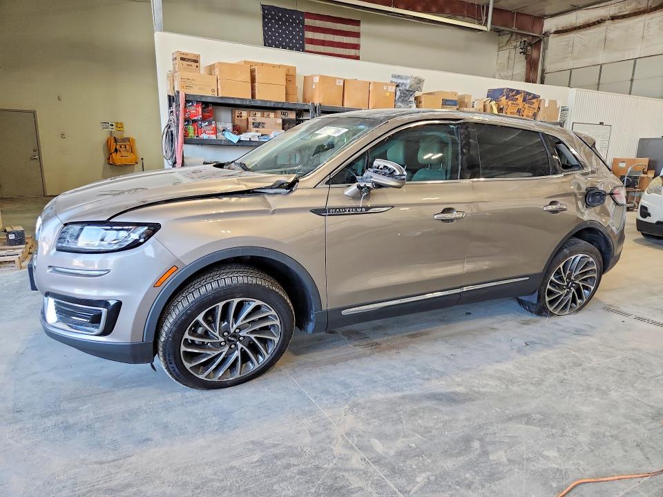 LINCOLN NAUTILUS 2019 with VIN 2LMPJ8L97KBL13763 - Photo from auction