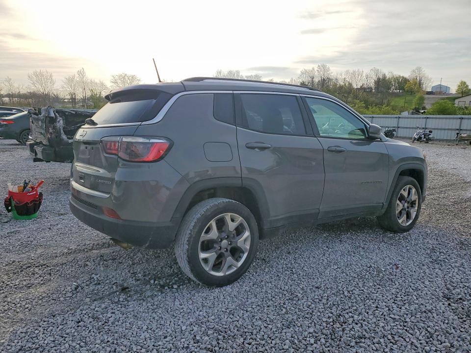 Photo 3 from auction – 2021 JEEP COMPASS with VIN 3C4NJDCB0MT511143