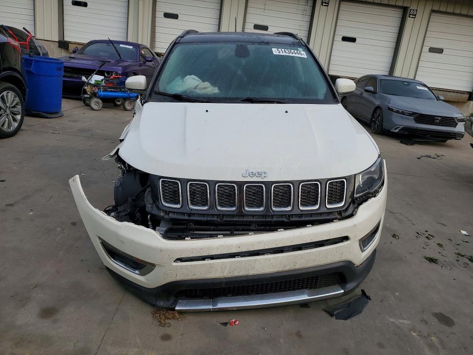 Photo 5 from auction – 2020 JEEP COMPASS with VIN 3C4NJDCB0LT142296