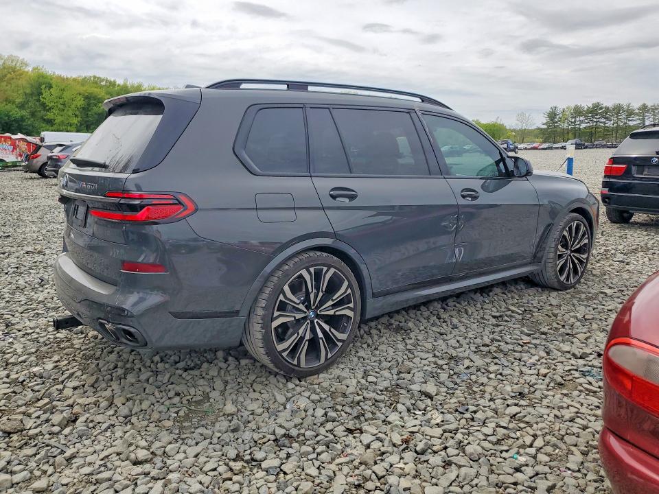 Photo 3 from auction – 2025 BMW X7 with VIN NJ2447E