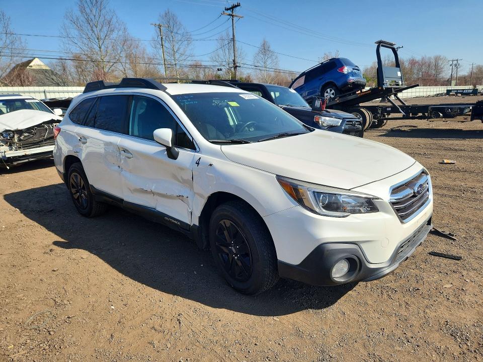 Zdjęcie 4 z aukcji – 2018 SUBARU OUTBACK z VIN 4S4BSACC6J3345673