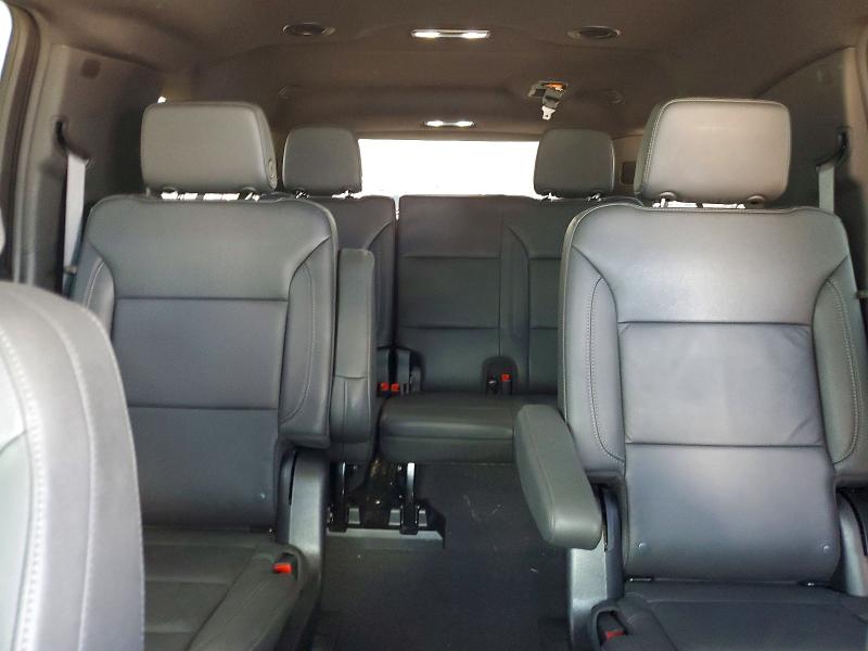 Photo 10 from auction – 2024 CHEVROLET SUBURBAN with VIN 1GNSCCKD2RR164013