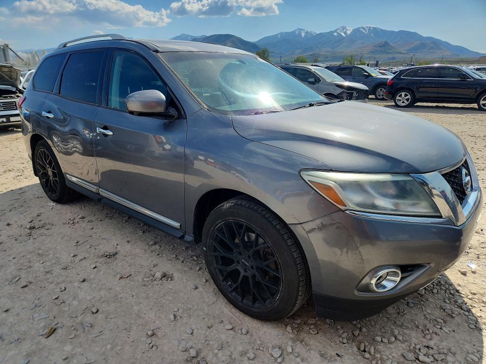 Photo 4 from auction – 2015 NISSAN PATHFINDER with VIN 5N1AR2MM7FC676841