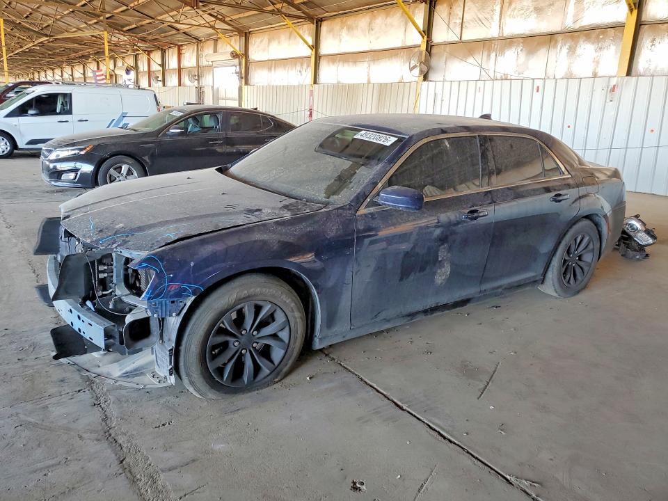 CHRYSLER 300 2016 with VIN 2C3CCAAG2GH224192 - Photo from auction