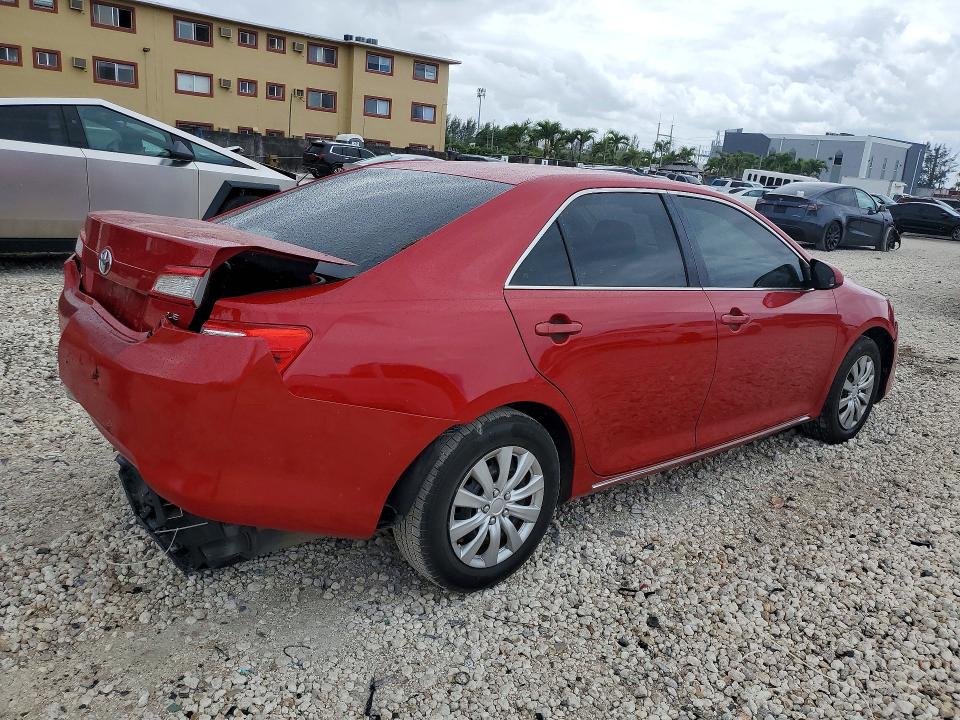 Photo 3 from auction – 2014 TOYOTA CAMRY with VIN 4T1BF1FK5EU728446