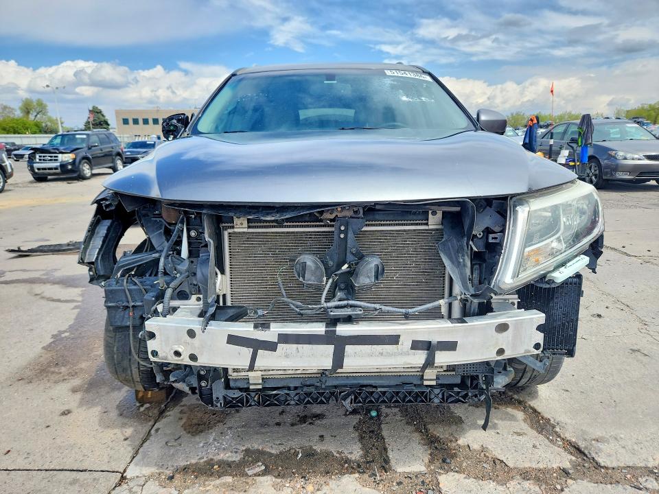 Photo 5 from auction – 2016 NISSAN PATHFINDER with VIN 5N1AR2MM7GC618682