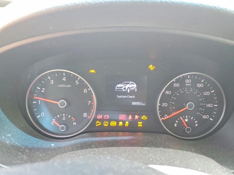 Photo 9 from auction – 2022 KIA SPORTAGE with VIN KNDPNCAC4N7983452