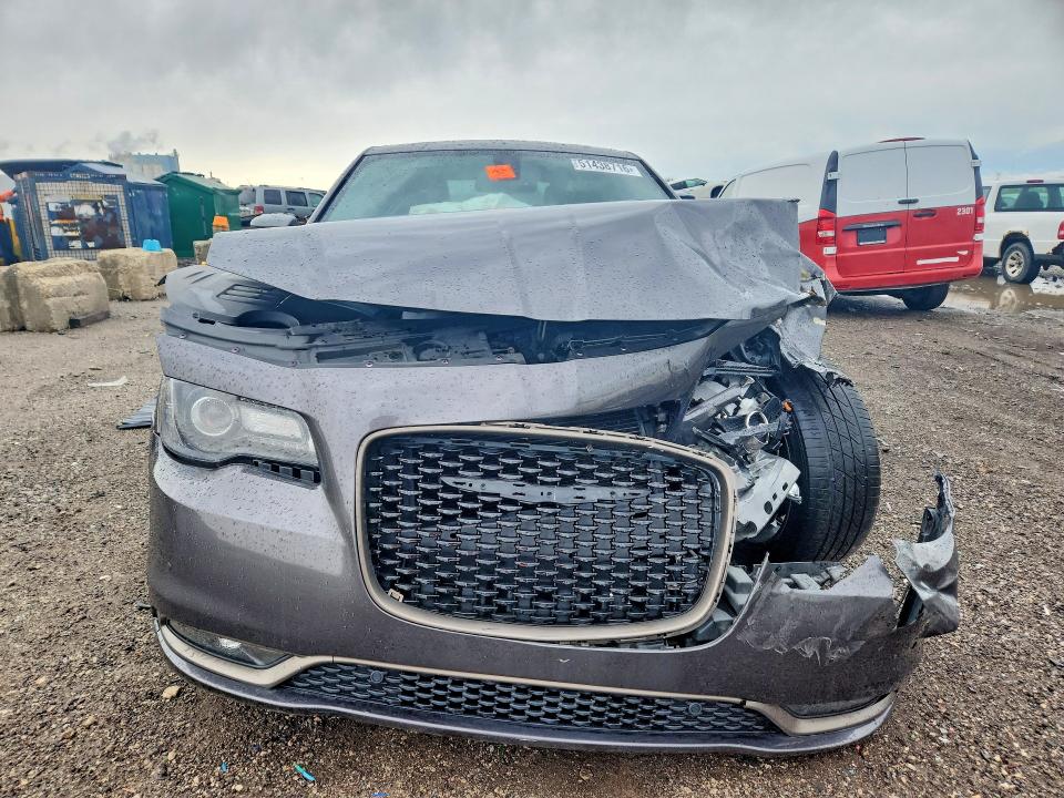 Photo 5 from auction – 2016 CHRYSLER 300 with VIN 2C3CCABG4GH282500