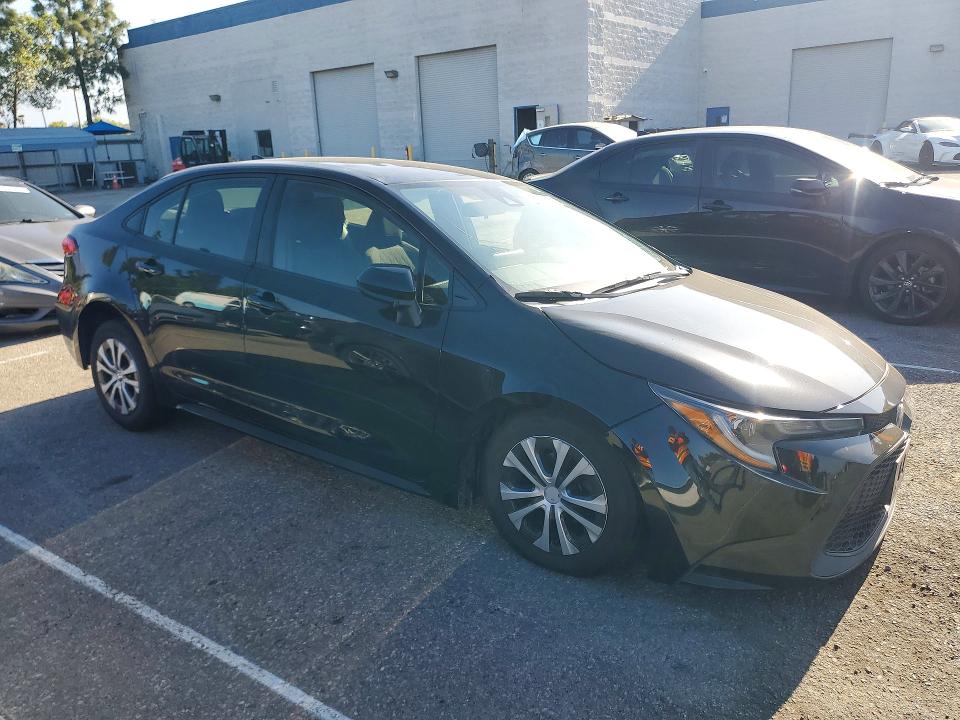 Photo 4 from auction – 2022 TOYOTA COROLLA with VIN JTDEAMDE9NJ036884