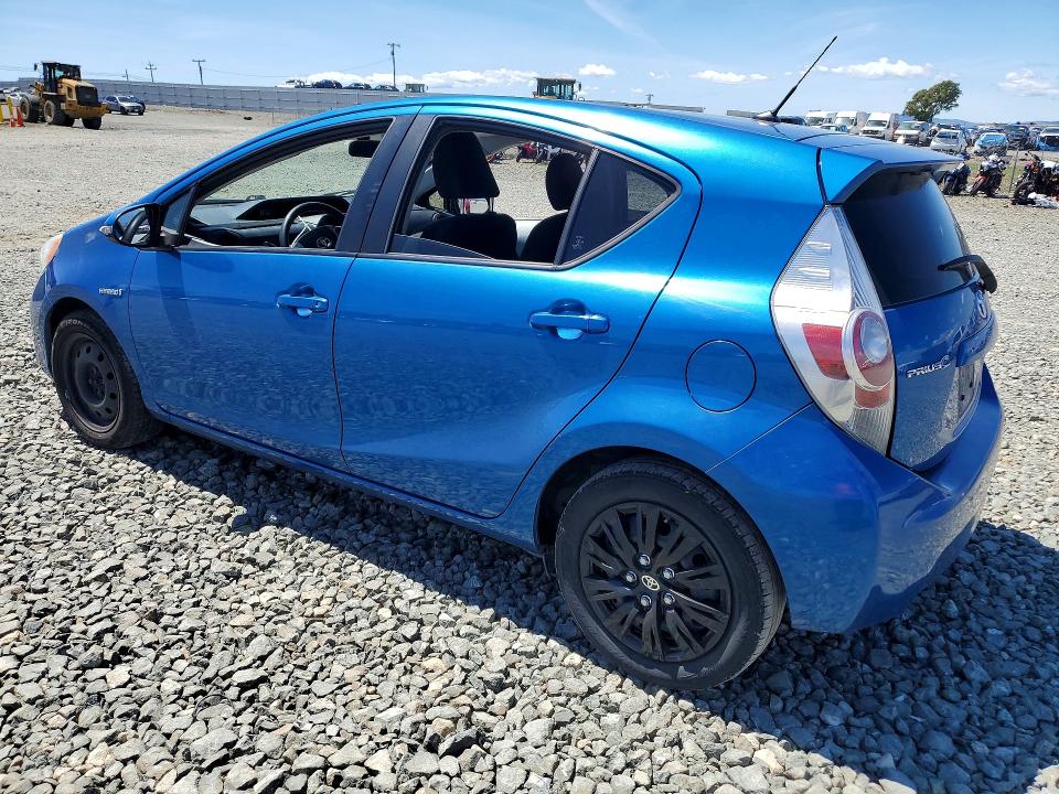 Photo 2 from auction – 2013 TOYOTA PRIUS C with VIN JTDKDTB39D1554658