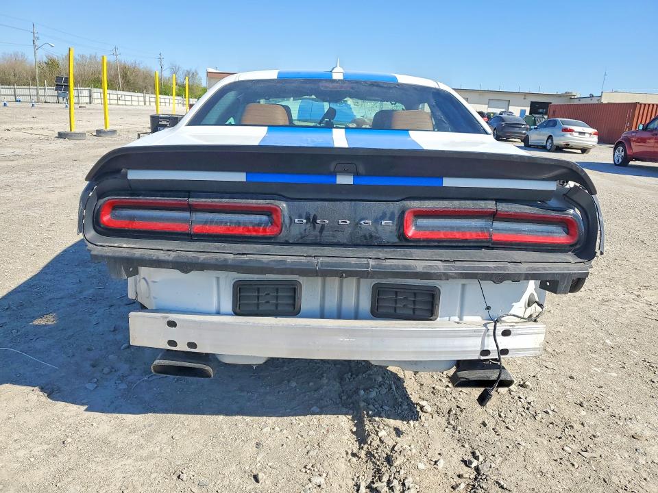 Photo 6 from auction – 2023 DODGE CHALLENGER with VIN 2C3CDZC90PH562314