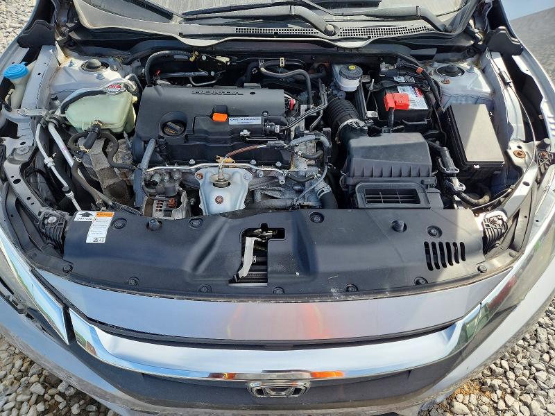 Photo 11 from auction – 2018 HONDA CIVIC with VIN 2HGFC2F59JH566723