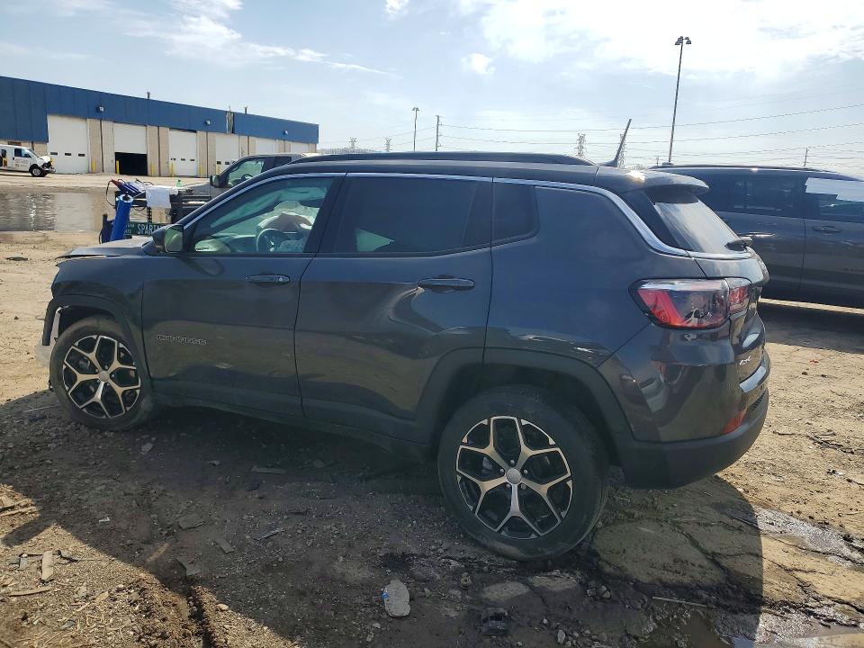 Снимка 2 от търг – 2024 JEEP COMPASS с VIN 3C4NJDCN4RT151294