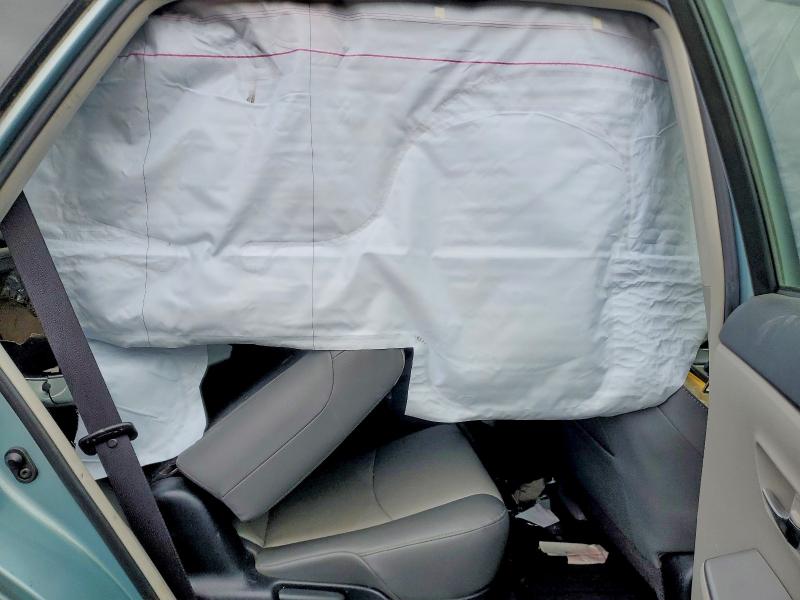 Photo 10 from auction – 2017 TOYOTA PRIUS V with VIN JTDZN3EUXHJ063571