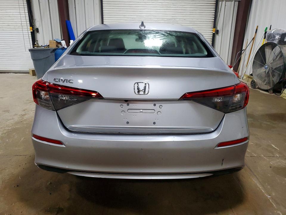 Photo 6 from auction – 2022 HONDA CIVIC with VIN 2HGFE2F23NH545484