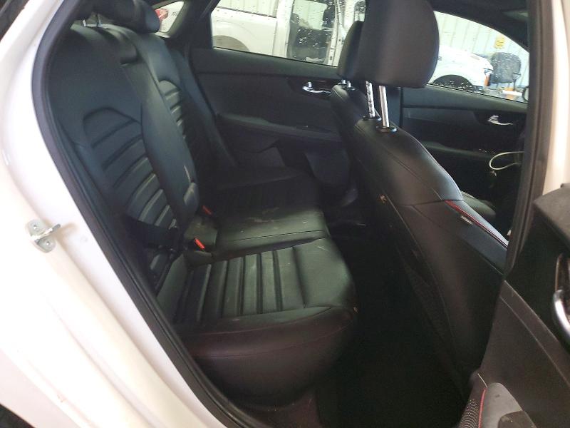 Снимка 10 от търг – 2023 KIA FORTE с VIN 3KPF44ACXPE593642