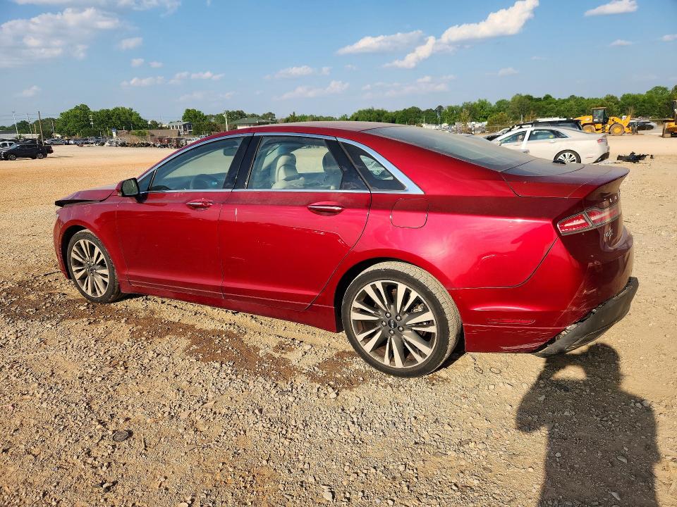 Photo 2 from auction – 2017 LINCOLN MKZ with VIN 3LN6L5E92HR641888