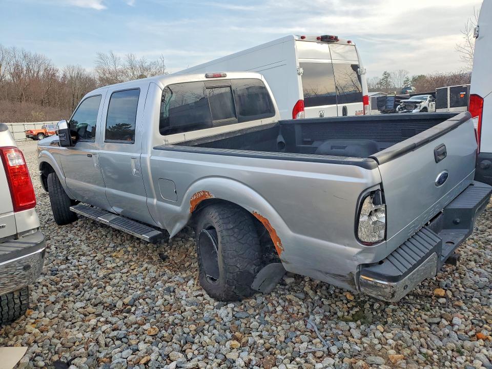 Photo 2 from auction – 2011 FORD F250 with VIN 1FT7W2B64BEB44215