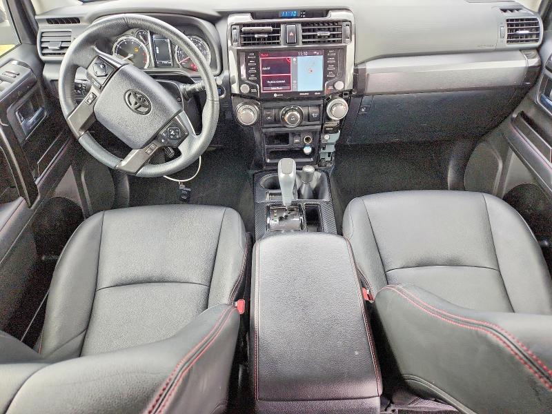 Photo 8 from auction – 2020 TOYOTA 4RUNNER with VIN JTEBU5JR5L5823341