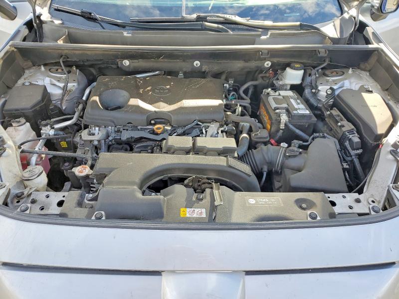 Photo 12 from auction – 2019 TOYOTA RAV4 with VIN 2T3A1RFVXKW001969