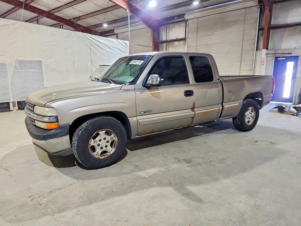 CHEVROLET SILVERADO 2001 with VIN 1GCEC19V01Z330428 - Photo from auction
