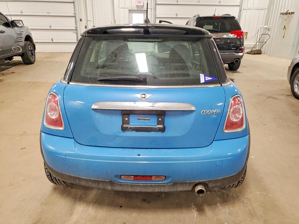 Photo 6 from auction – 2012 MINI COOPER with VIN WMWSU3C59CT369462
