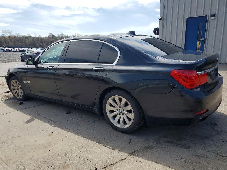 Photo 2 from auction – 2010 BMW 750 with VIN WBAKC8C58AC430636