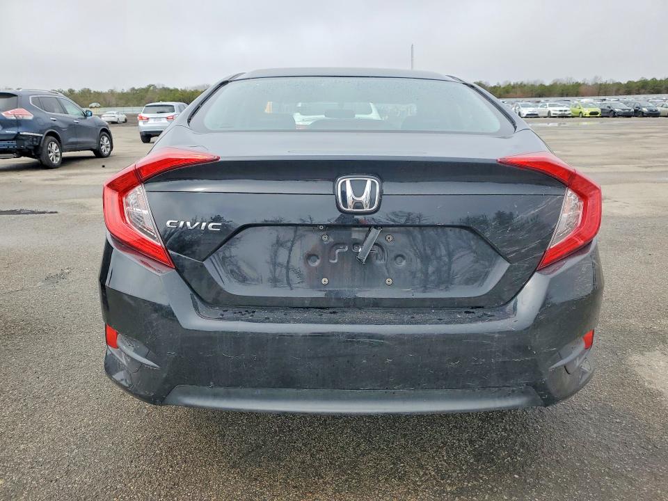 Photo 6 from auction – 2017 HONDA CIVIC with VIN 19XFC2F57HE003724