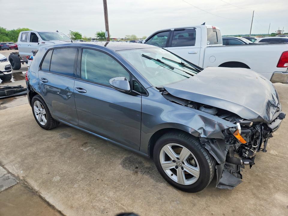 Photo 4 from auction – 2017 VOLKSWAGEN GOLF with VIN 3VW217AU9HM018647